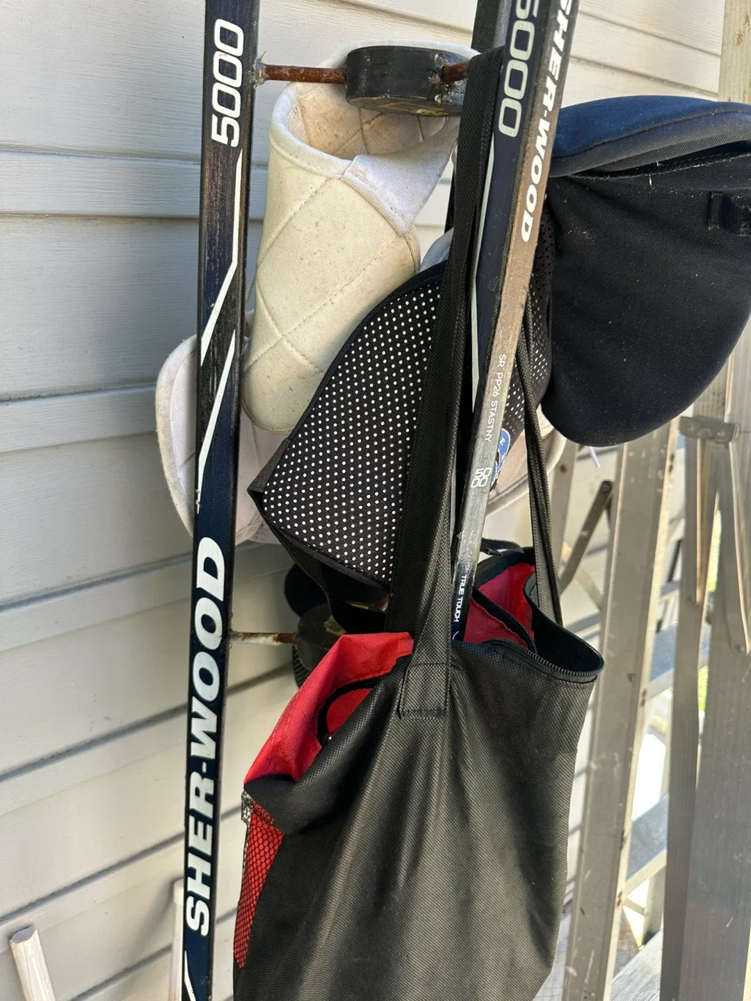 Hockey Gear: Sticks, Bag, Pads, and More! image indicator(3)