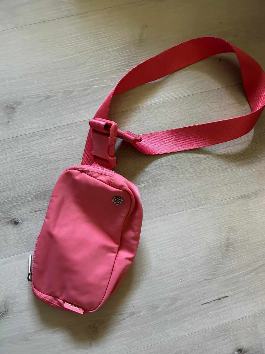 Lululemon Sakura Pink belt bag 1L