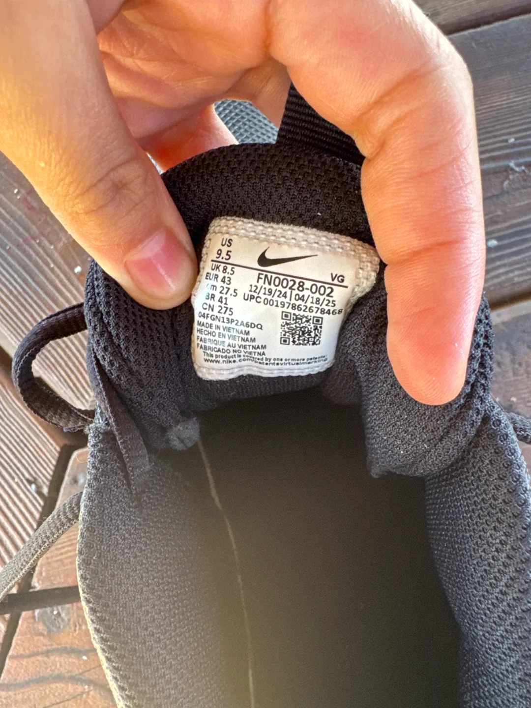 Nike Fast Flex Black Shoes - Size 9.5 image indicator(3)