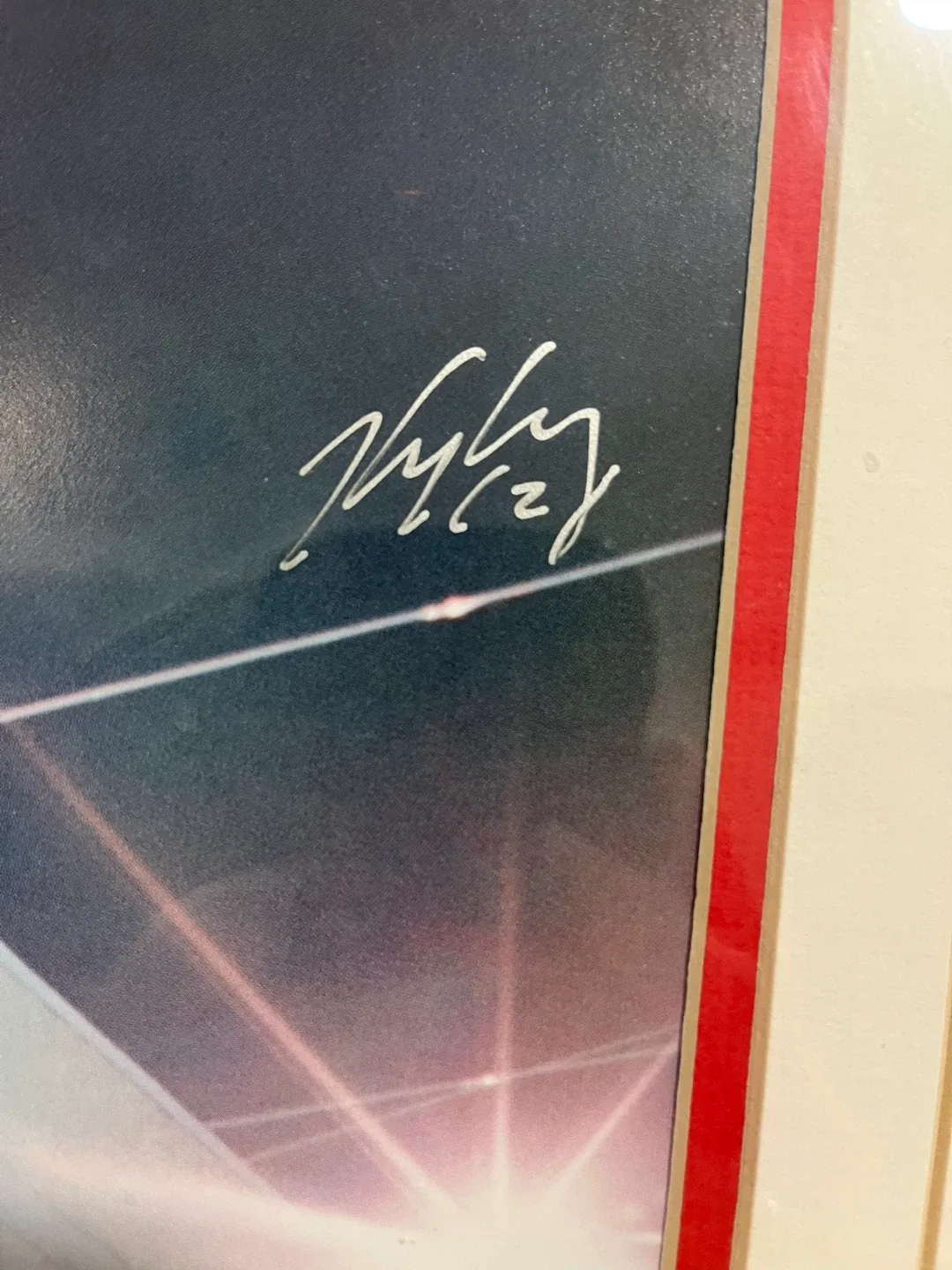 Signed Framed Photo of Maple Leaf Gardens image indicator(2)