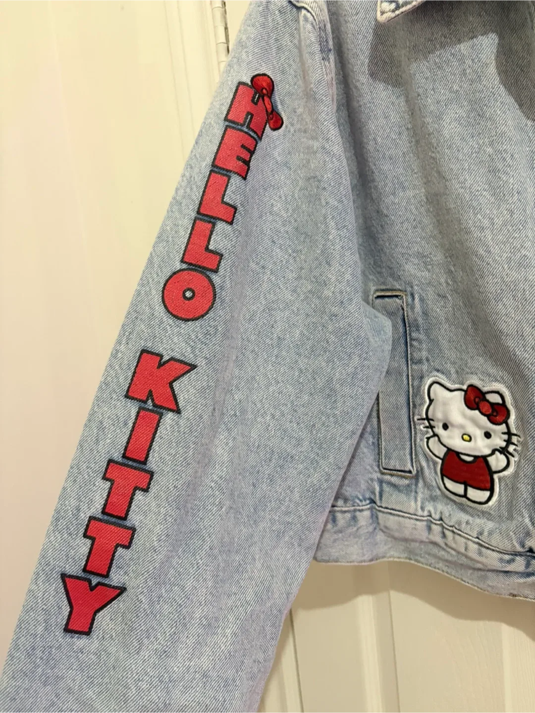 Hello Kitty Denim Jacket by Sanrio (S/M/L) image indicator(4)