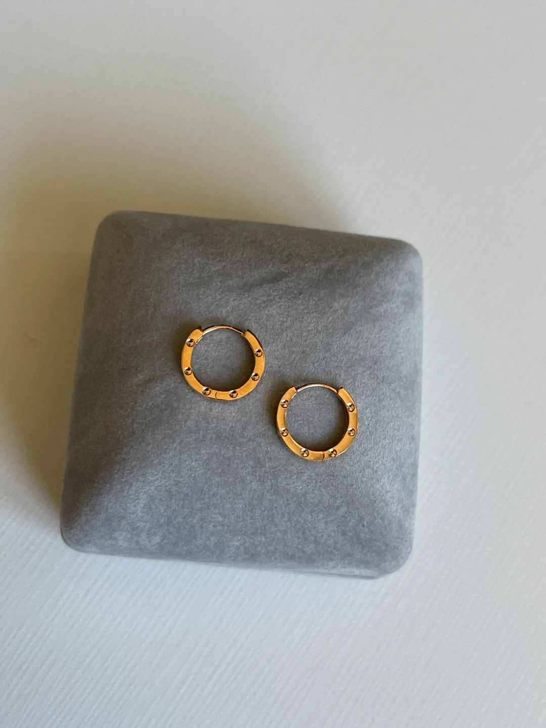 18K Rose Gold Hoop Earrings (Brand New) image indicator(4)