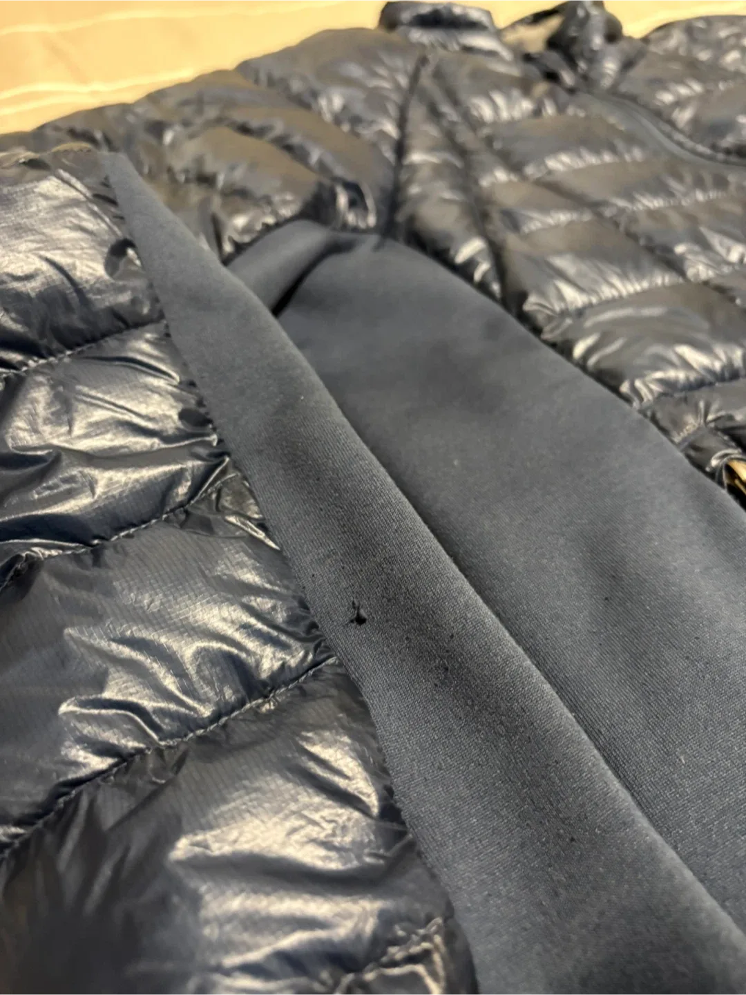 Canada Goose Jacket image indicator(5)