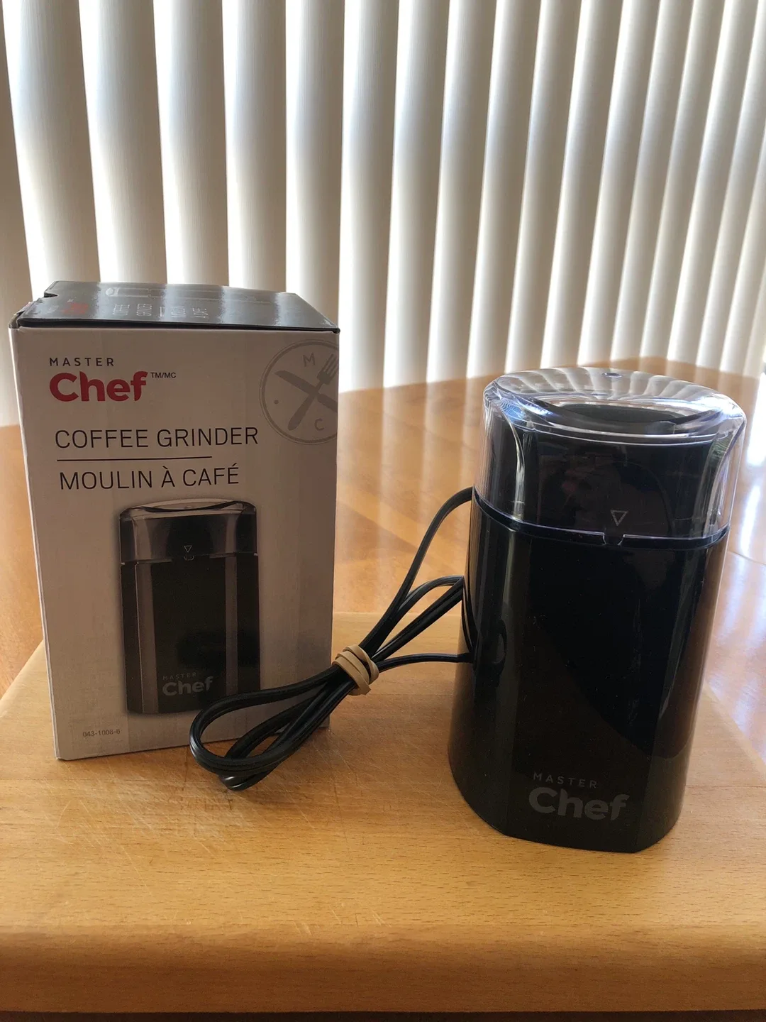 Master Chef Coffee Grinder - Like New! thumbnail