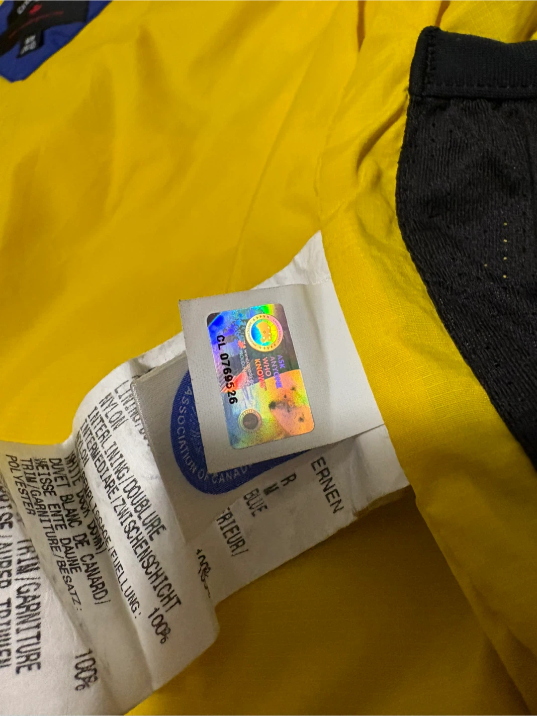 Canada Goose Kids Jacket M/M (10-12) Blue/Yellow - photo 5