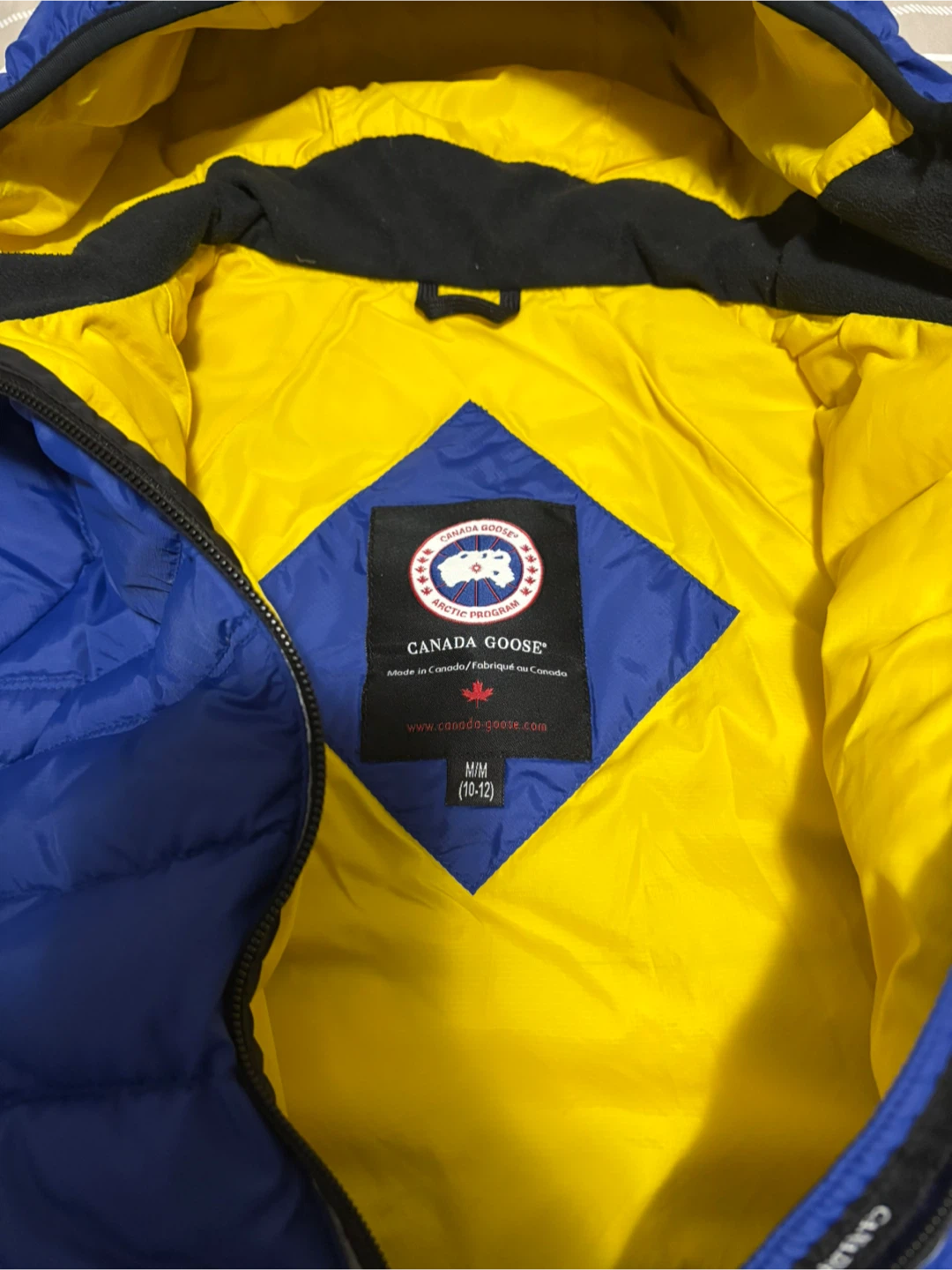 Canada Goose Kids Jacket M/M (10-12) Blue/Yellow - photo 2