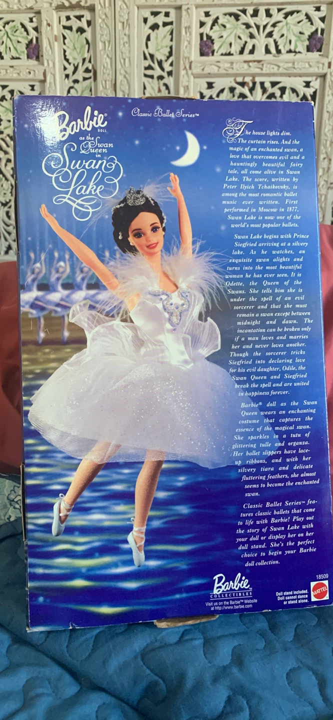 Barbie as the Swan Queen in Swan Lake - Collector's Edition - photo 4