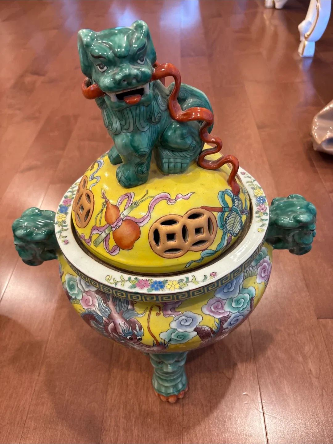 Vintage Foo Dog Incense Burner image indicator(4)