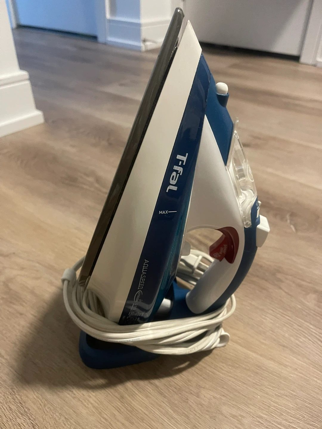 T-fal Steam Iron - Blue & White - photo 2