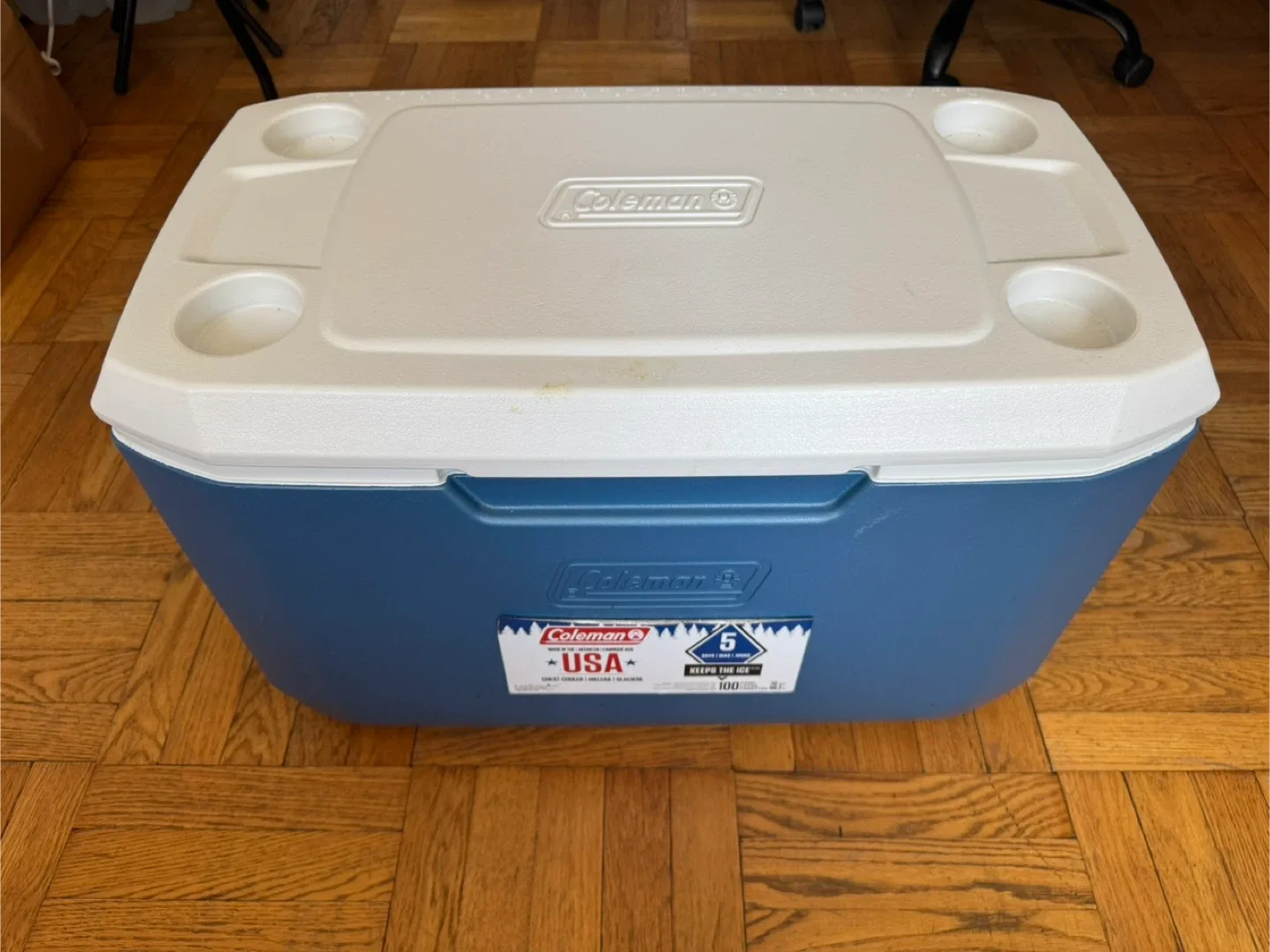 Coleman 70 Qt Xtreme chest Cooler with Cooler Shock Ice Packs thumbnail