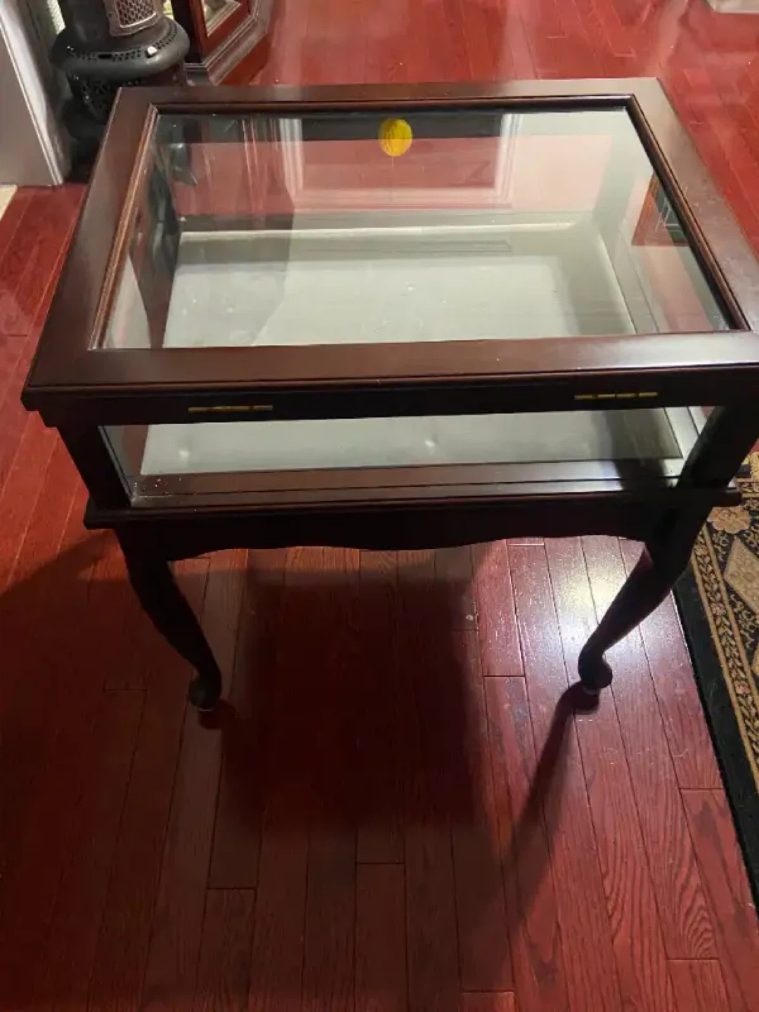 Display Coffee Table with Glass Top