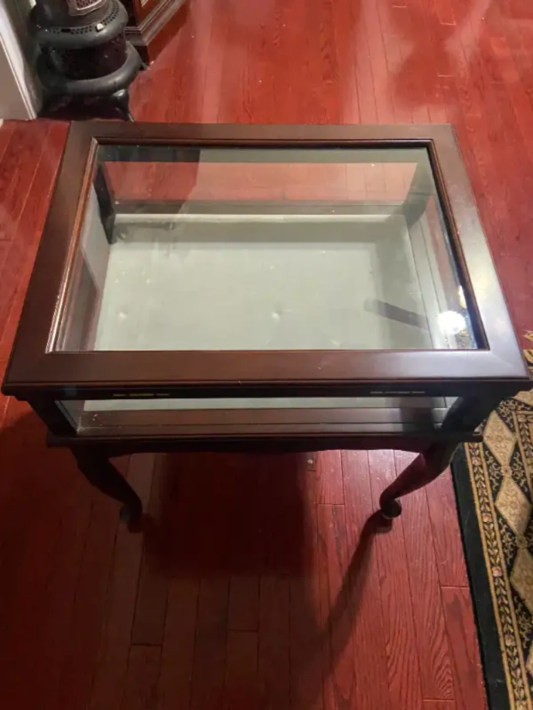 Display Coffee Table with Glass Top - photo 2