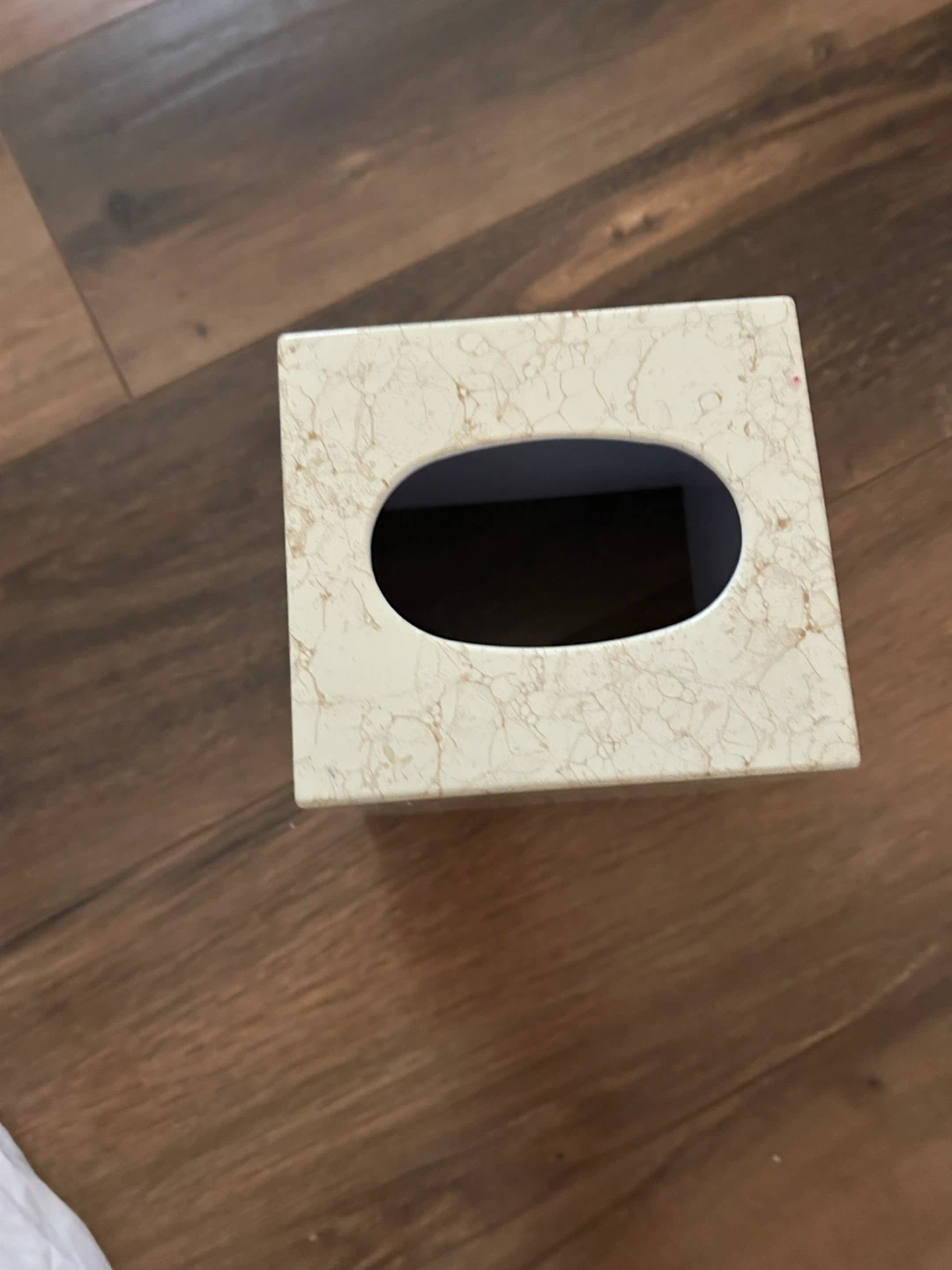 Tissue Box Cover - photo 2