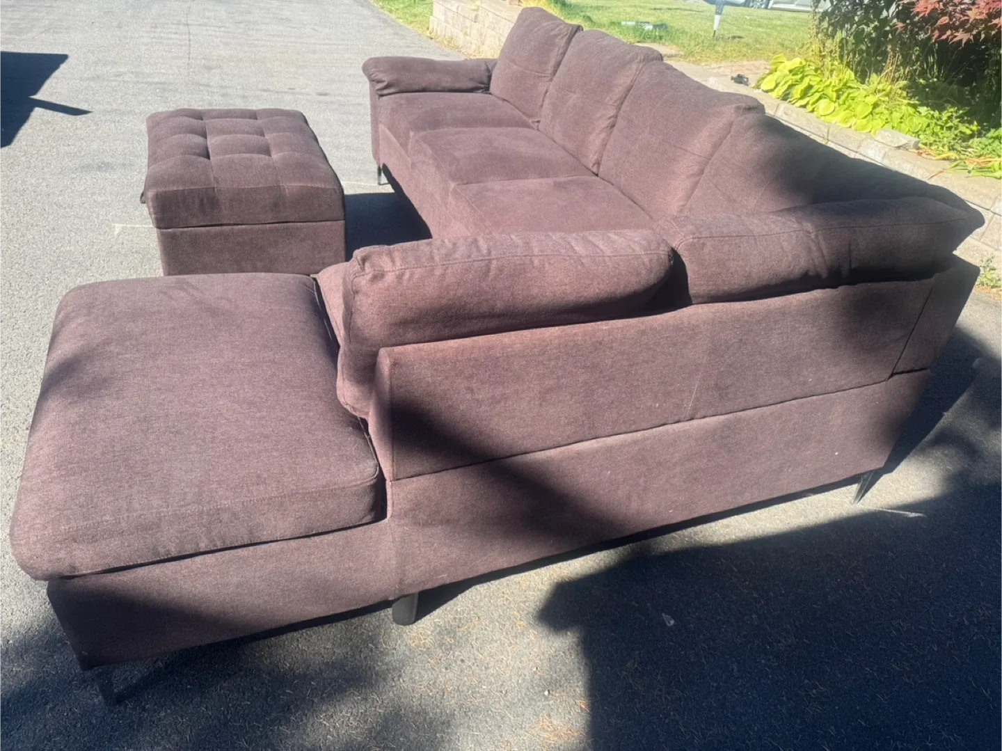 Brown Sectional Couch with Ottoman image indicator(5)