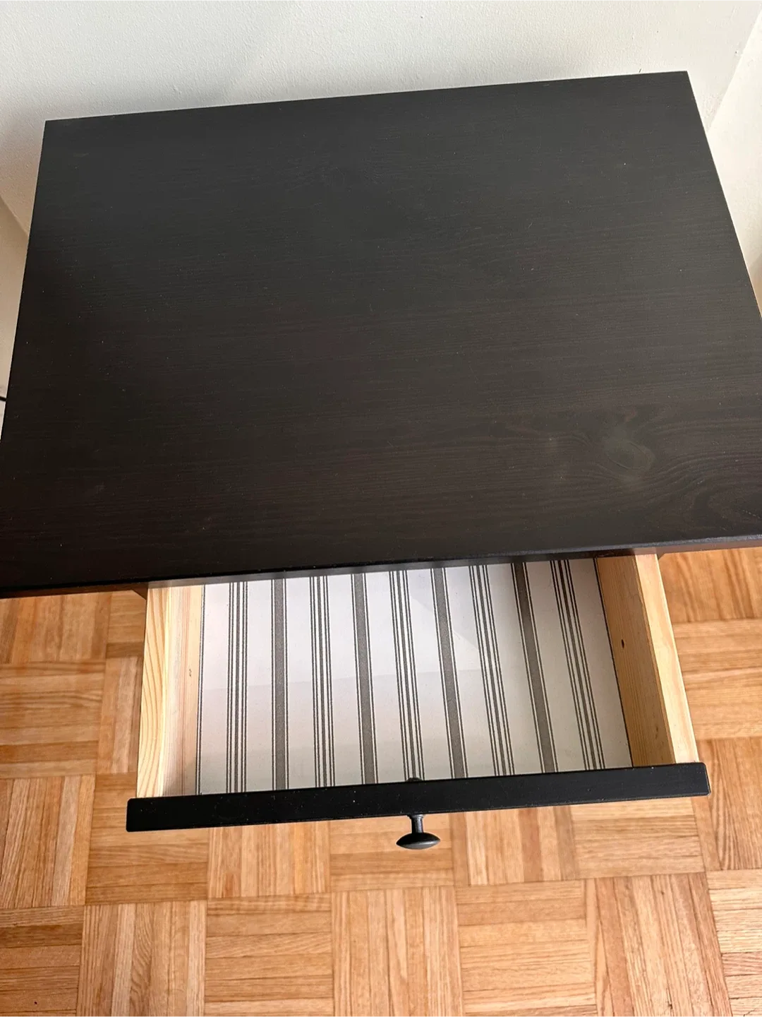 IKEA Hemnes Black Nightstand image indicator(3)