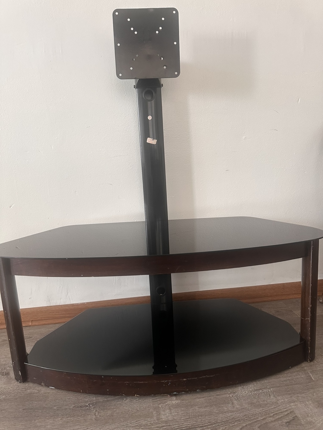 Corner TV Stand with Mount