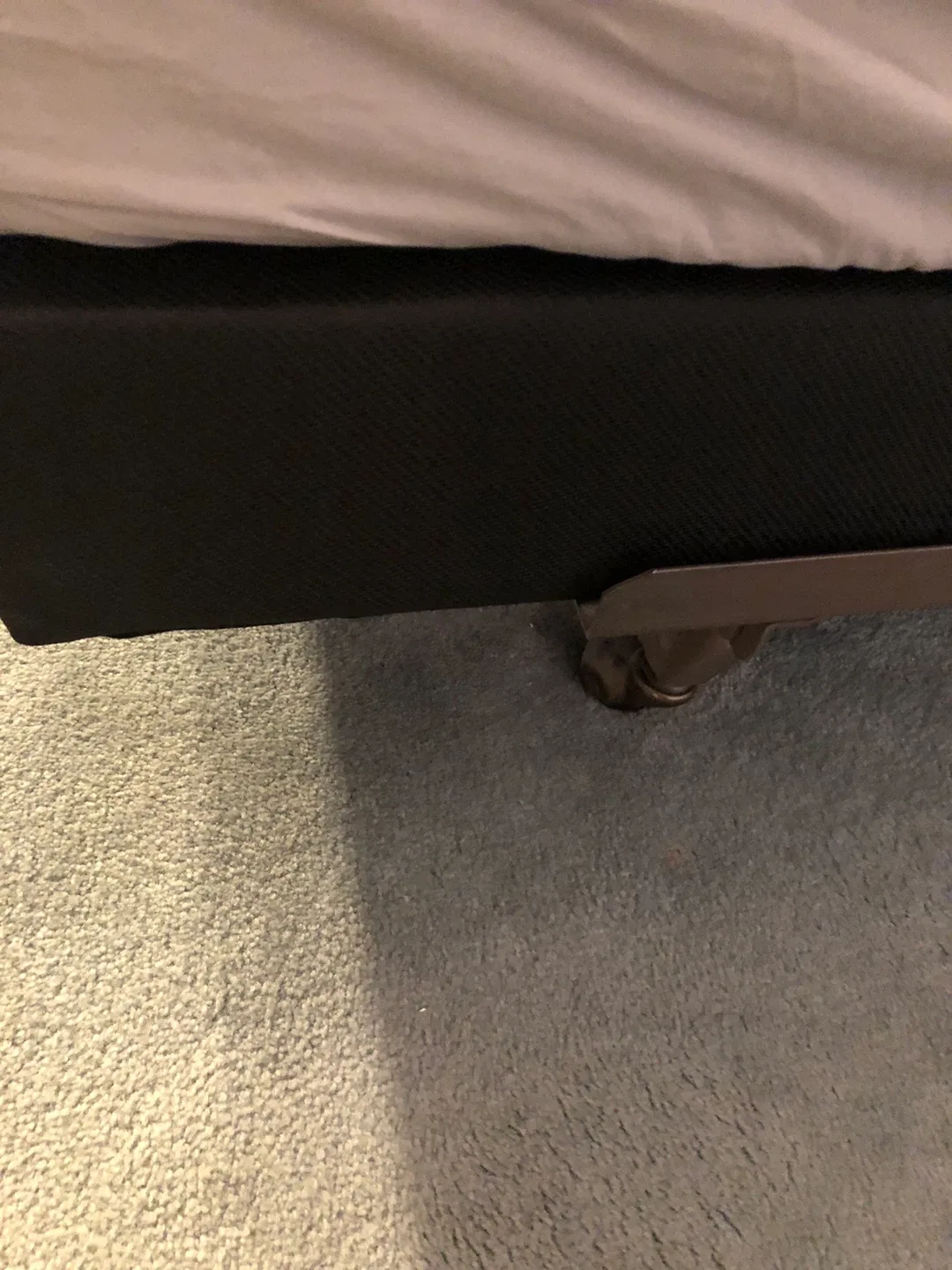 Brass Headboard/Mattress/Frame/ Box Soring - Queen Size image indicator(2)