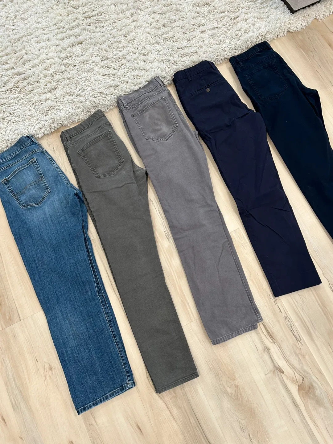 MEN’S PANT LOT ! thumbnail
