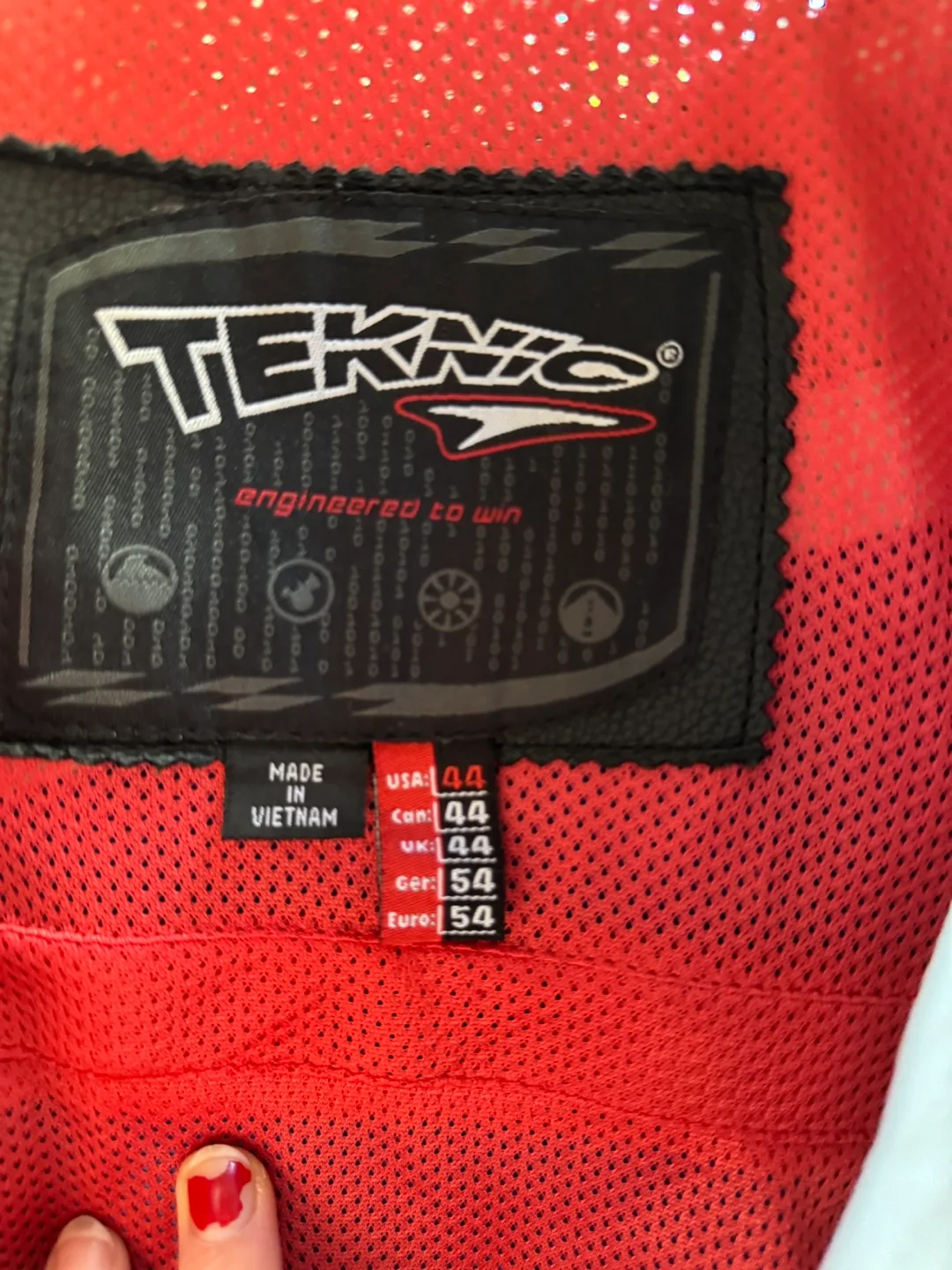 Teknic Racing Leather Motorcycle Suit size 44 image indicator(7)