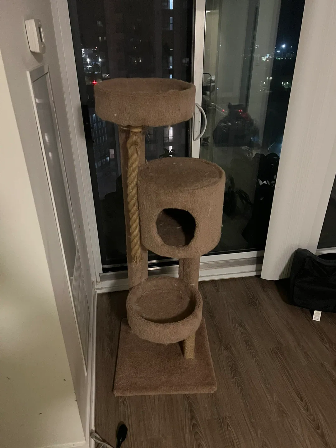 Cat Tree with Scratching Post image indicator(2)