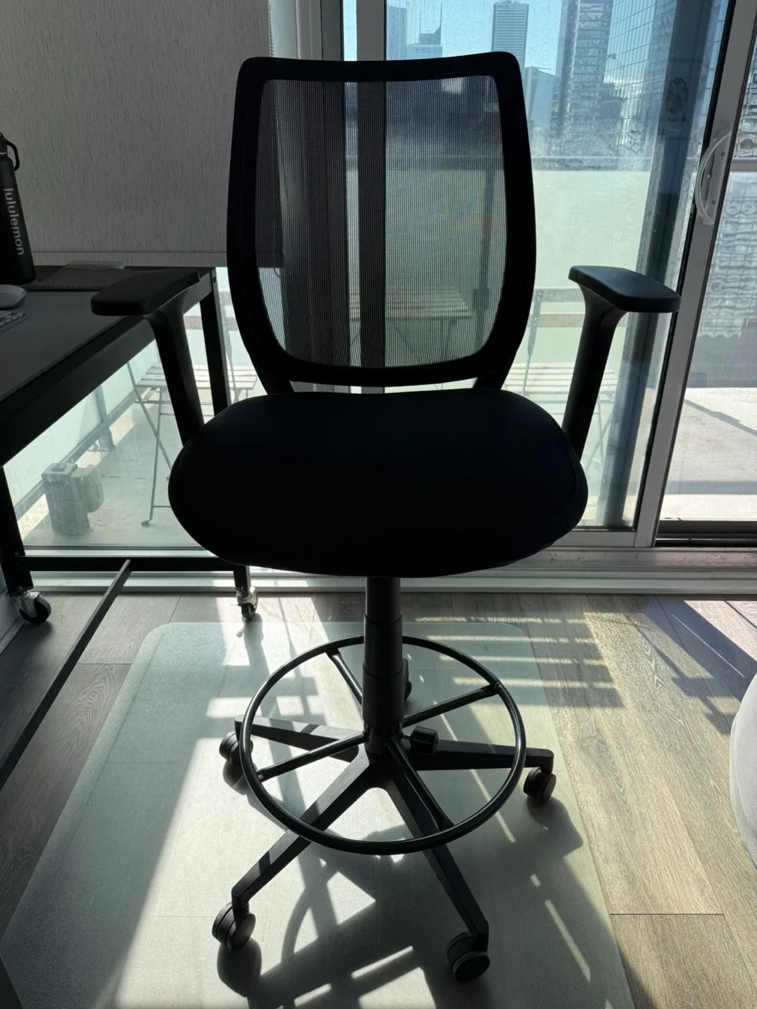 Black Office Chair for Standing Desks thumbnail