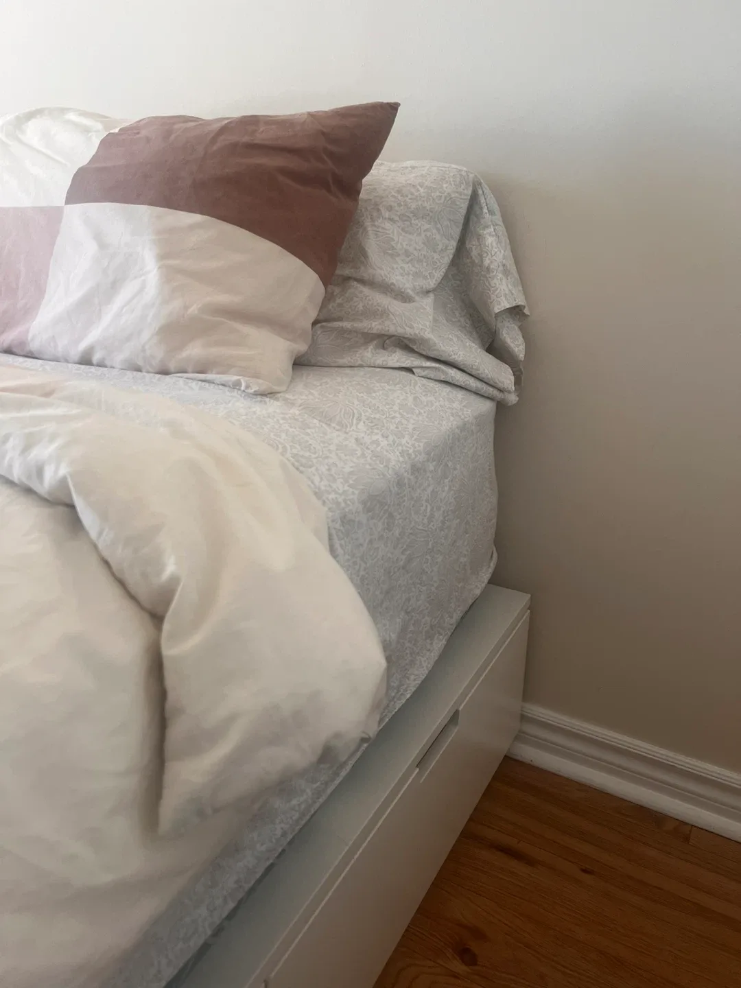 White King Bed Frame +  Slatted bed base w/ Storage image indicator(6)