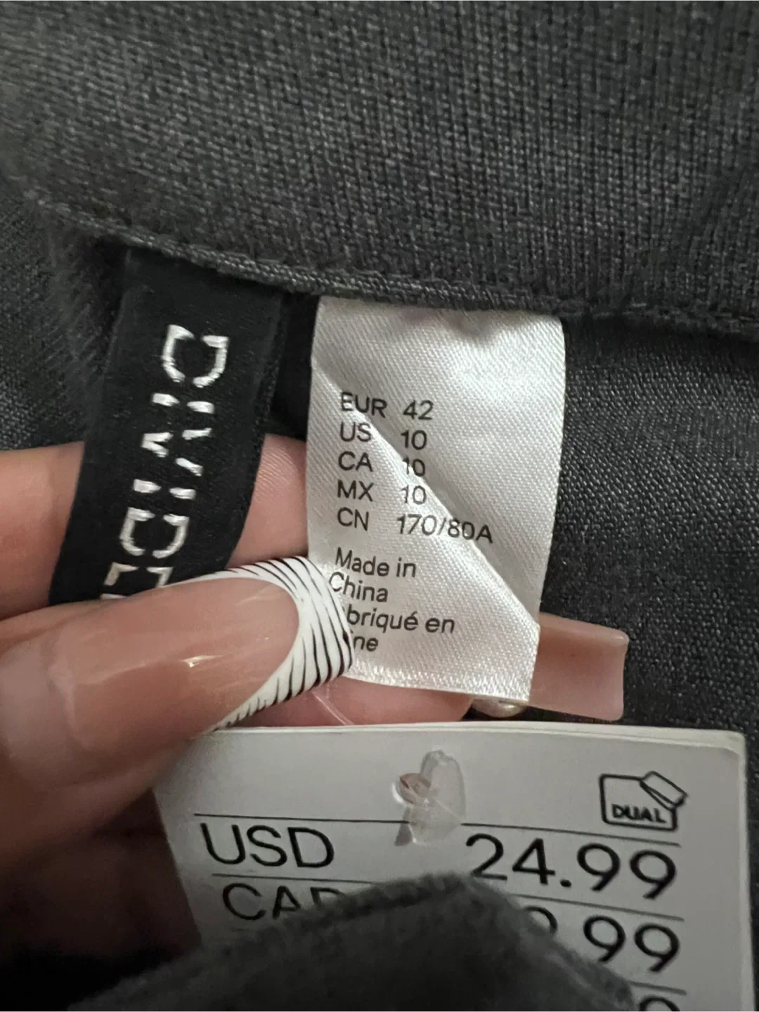 H&M Divided Gray Flare Pants - Size 10 image indicator(3)