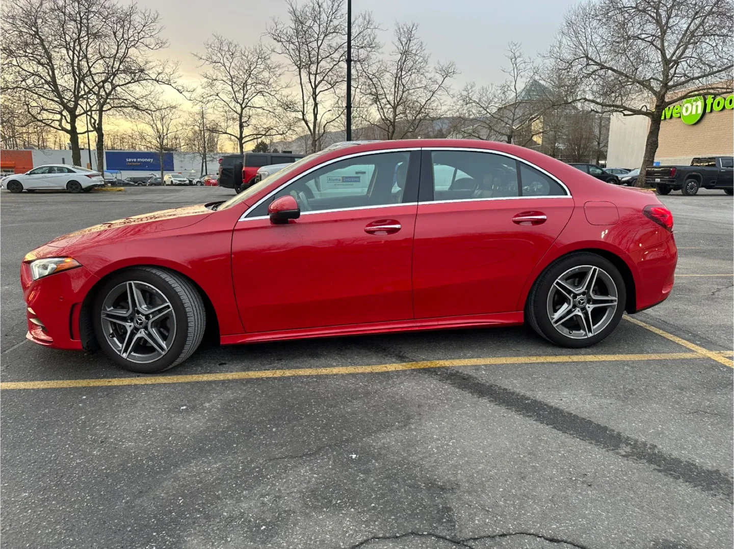 2019 Mercedes-Benz A220 4MATIC image indicator(5)
