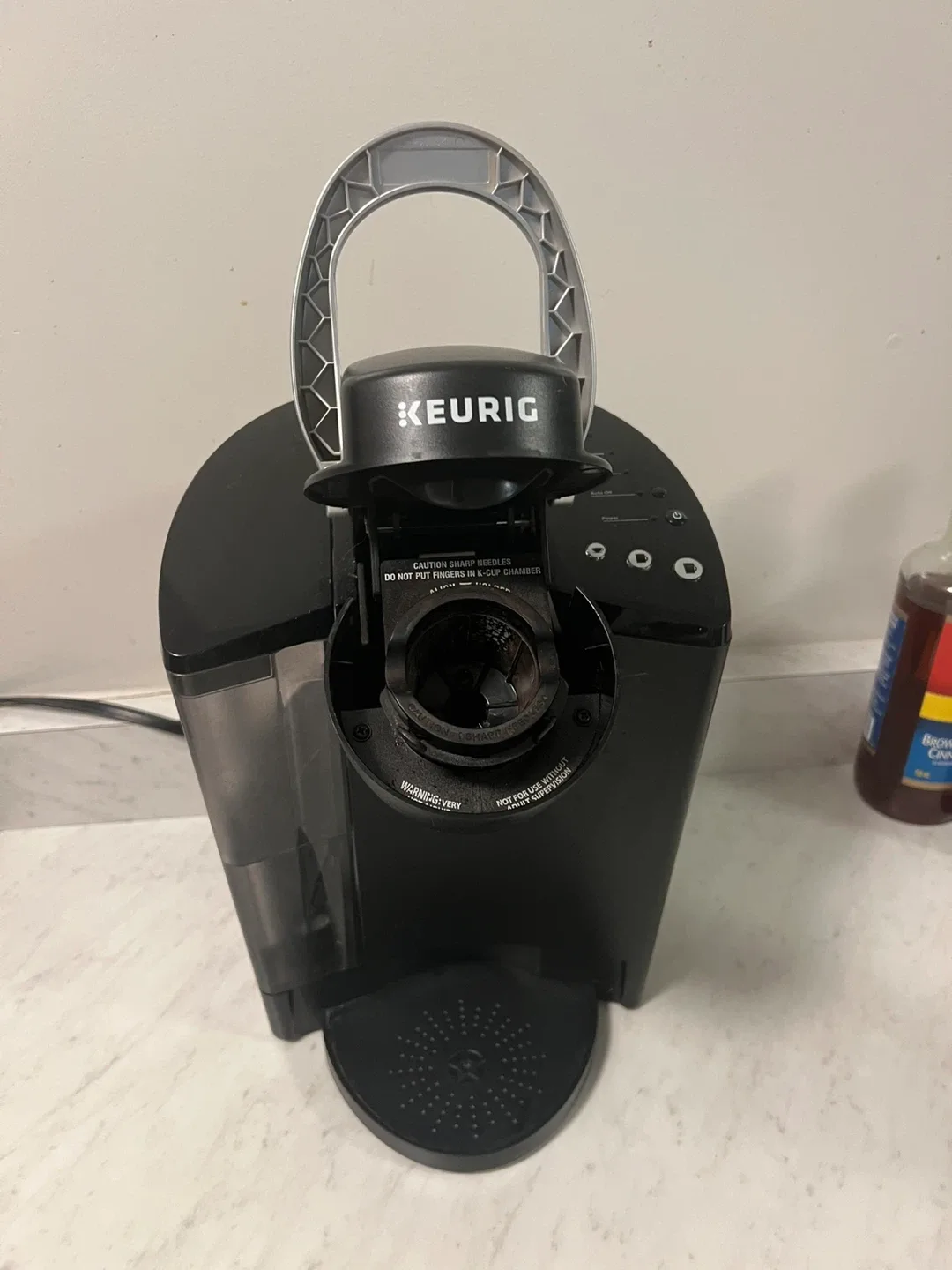 Keurig K-Classic Coffee Maker - Black image indicator(2)