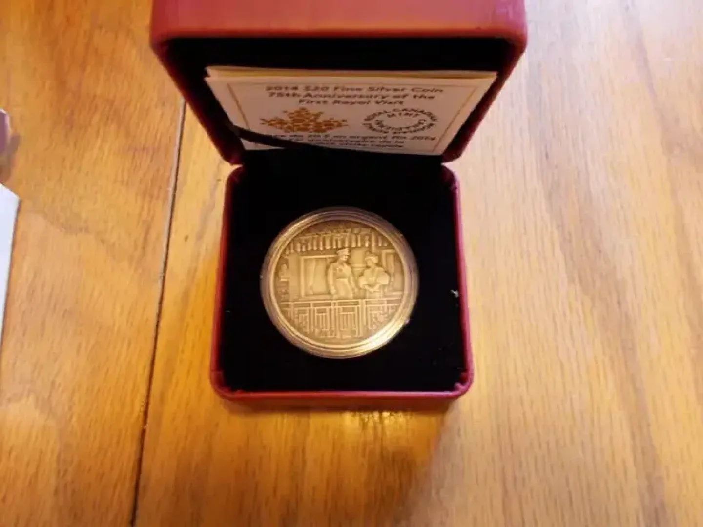 2014 $20 Fine Silver Coin - 75th Anniversary image indicator(4)