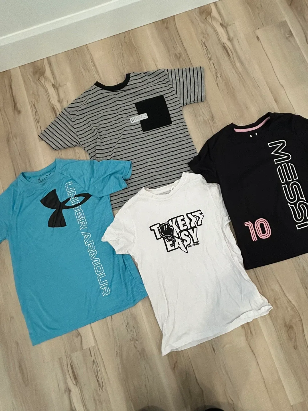 BOYS SIZE 8-10 T-SHIRT LOT thumbnail