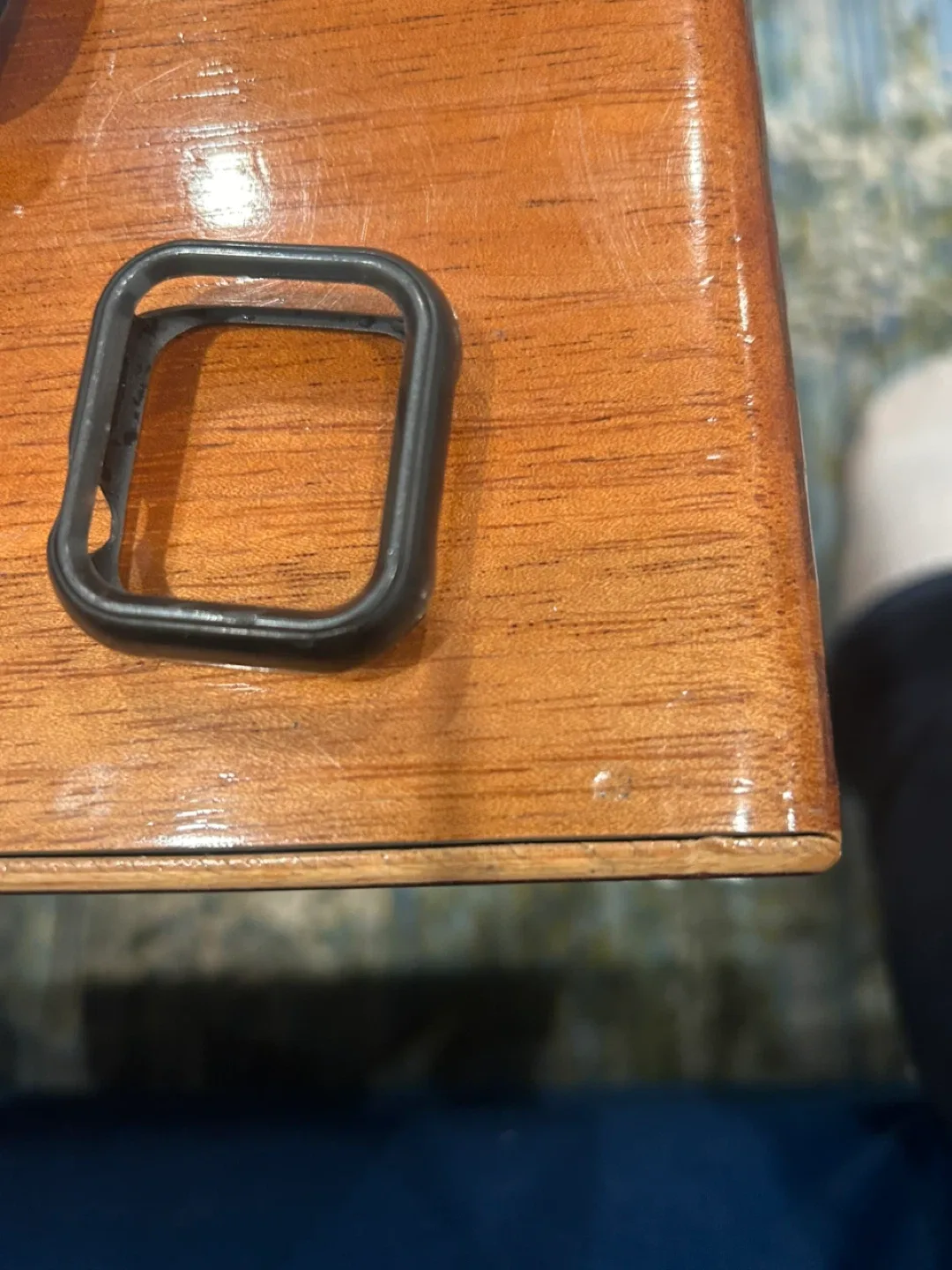 Apple Watch SE 2 wifi+cellular with Band and Case image indicator(2)