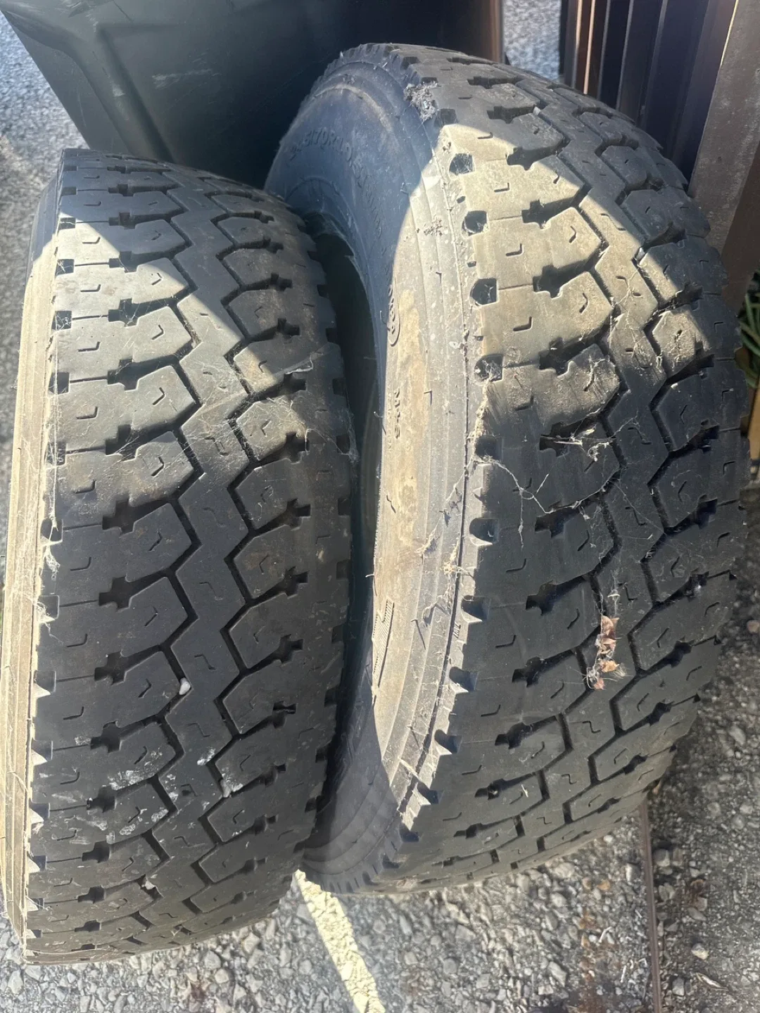 245/70R19.5 Tires image indicator(3)