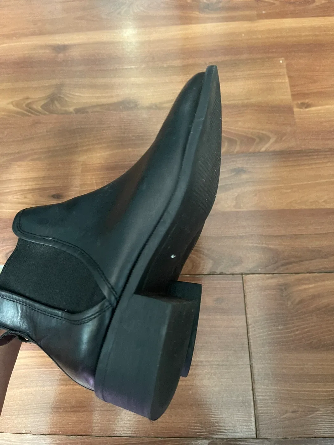 Steve Madden Black Leather Ankle Boots Size 8.5 image indicator(4)