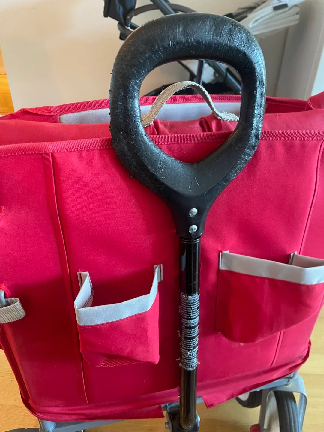 Radio Flyer Red Foldable Wagon image indicator(3)