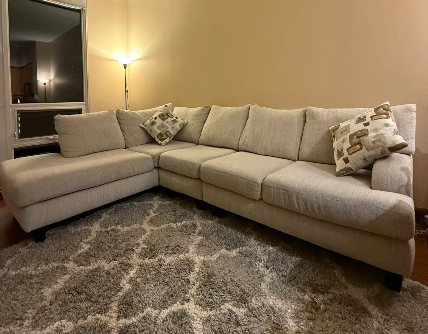 Sectional Sofa- Linen Beige image indicator(3)