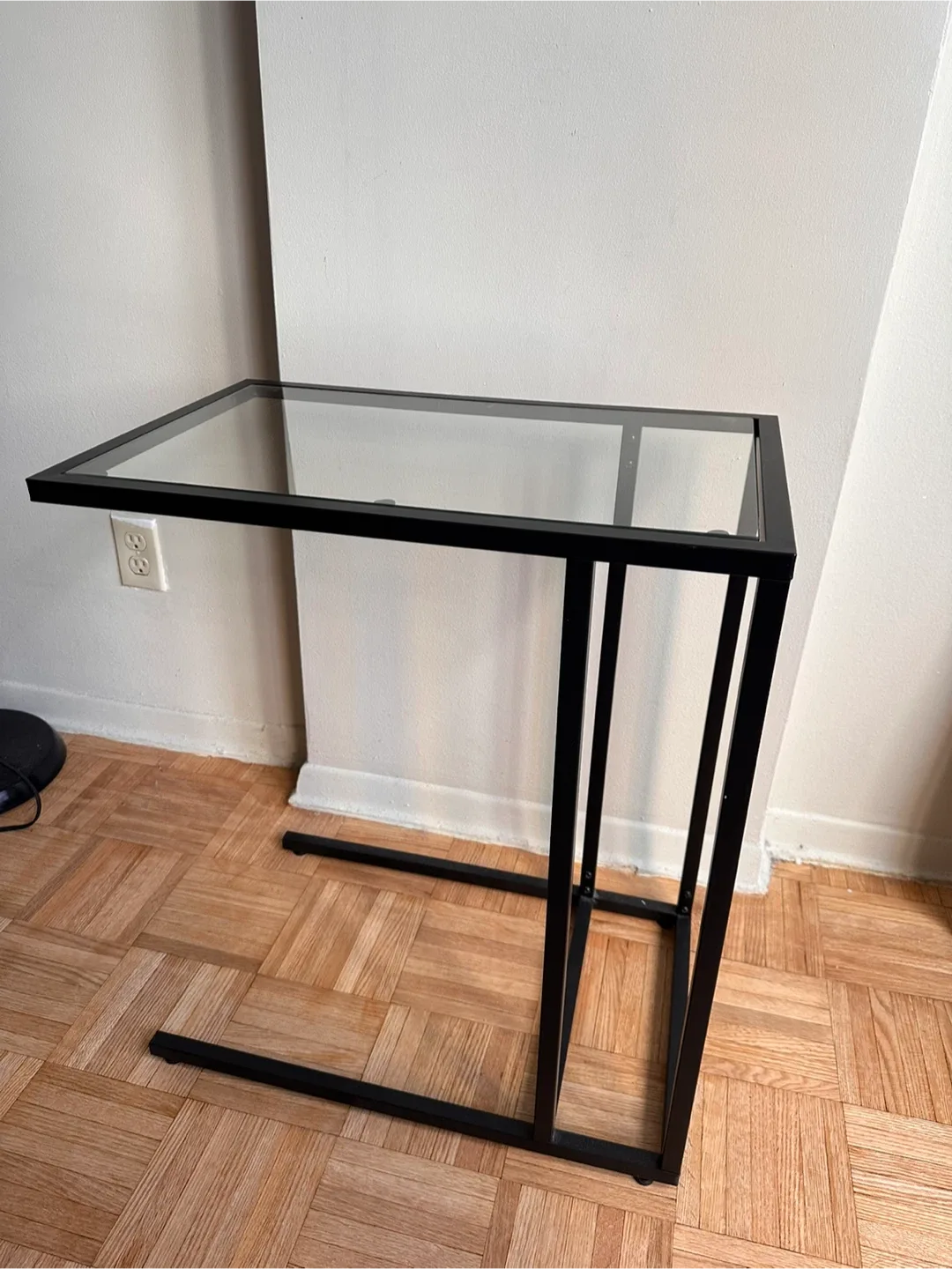 IKEA VITTSJÖ LAPTOP Table thumbnail