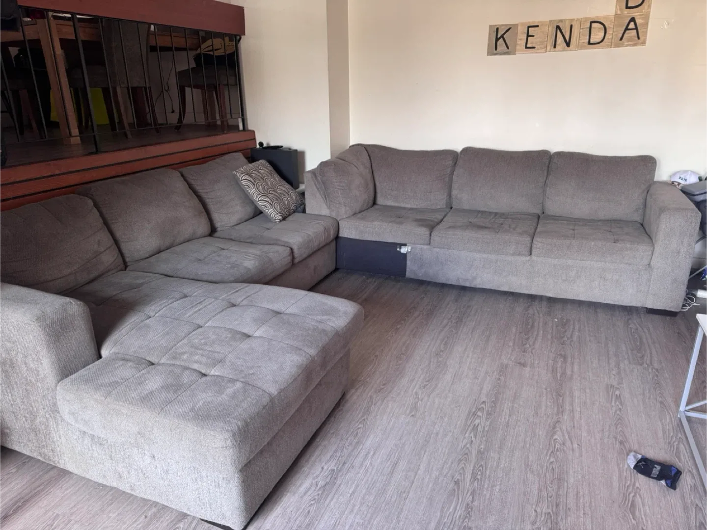 Grey Sectional Sofa with Chaise Lounge image indicator(5)