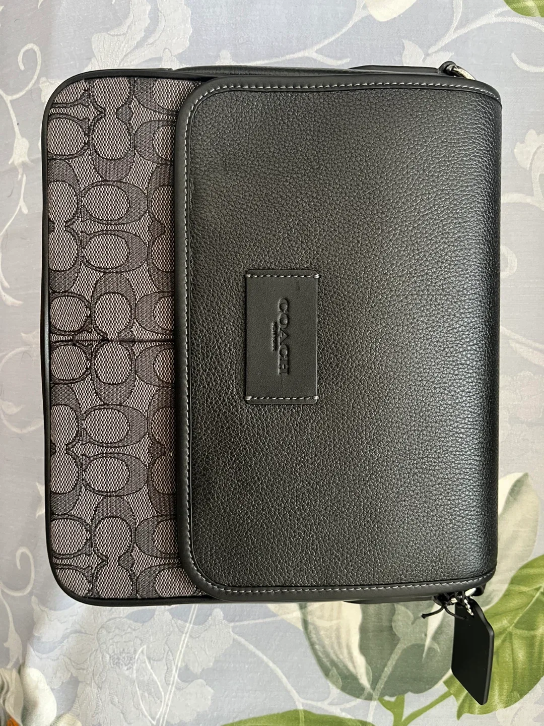 New Coach Sprint Map Bag 25 Signature Jacquard image indicator(4)