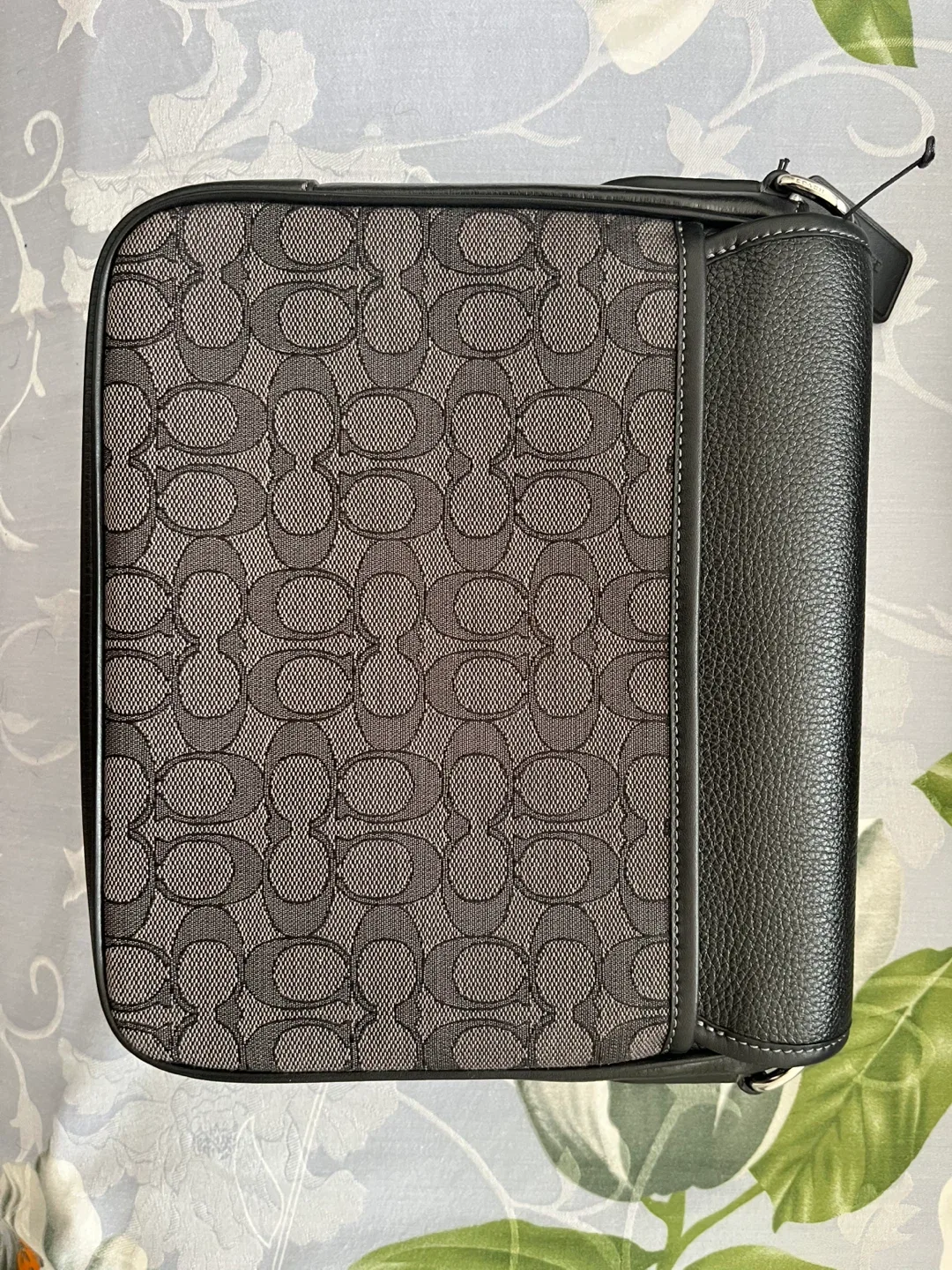 New Coach Sprint Map Bag 25 Signature Jacquard image indicator(5)