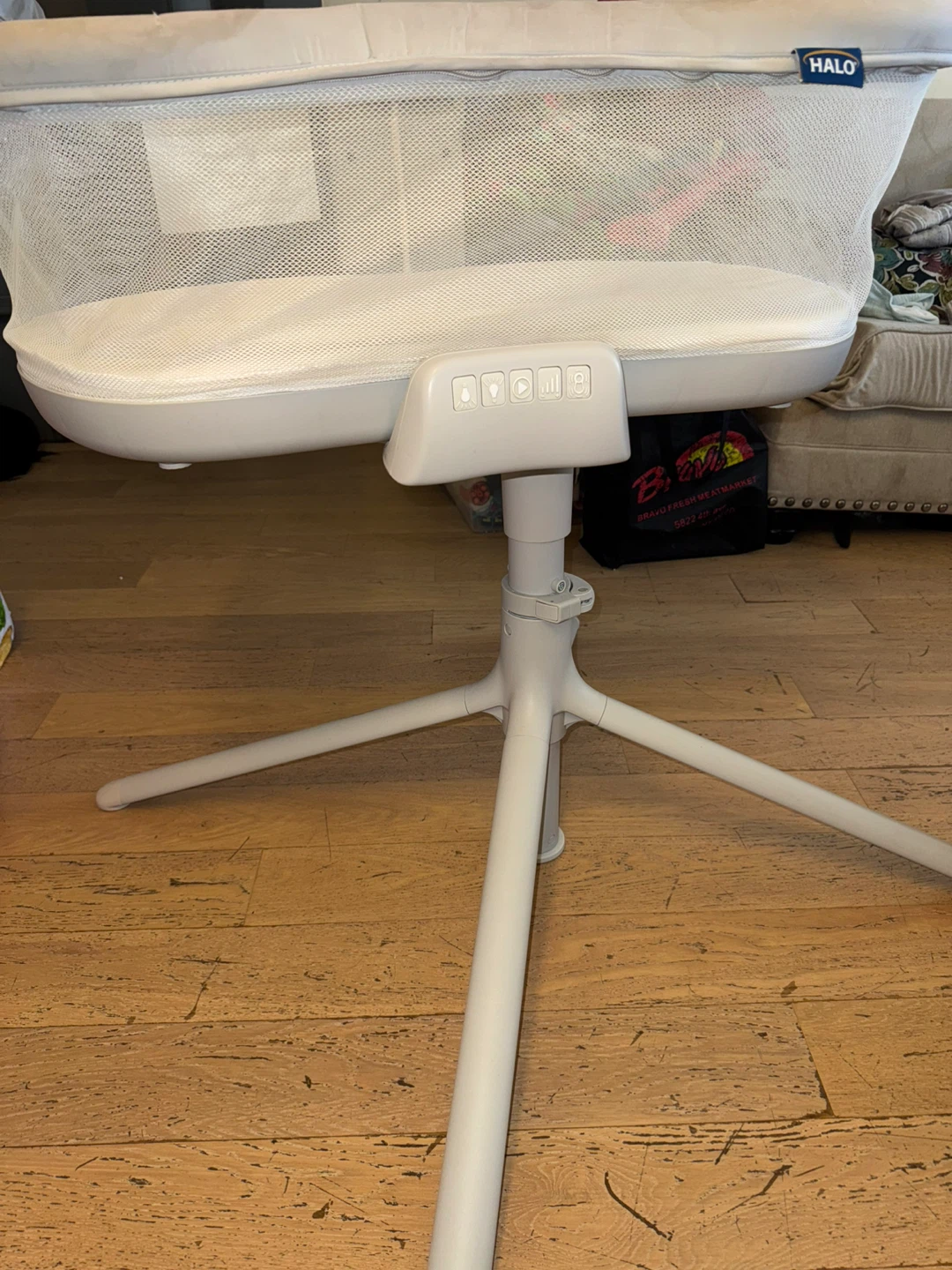 Halo Bassinest Swivel Sleeper - photo 4