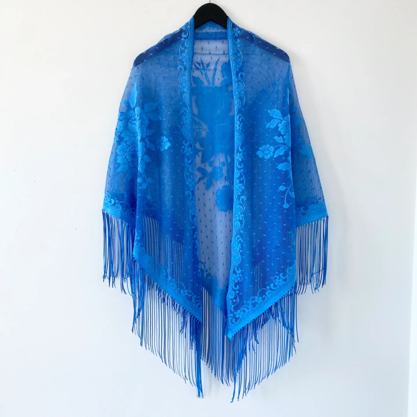Vintage Triangle Lace Fringe Shawl / Scarf image indicator(3)
