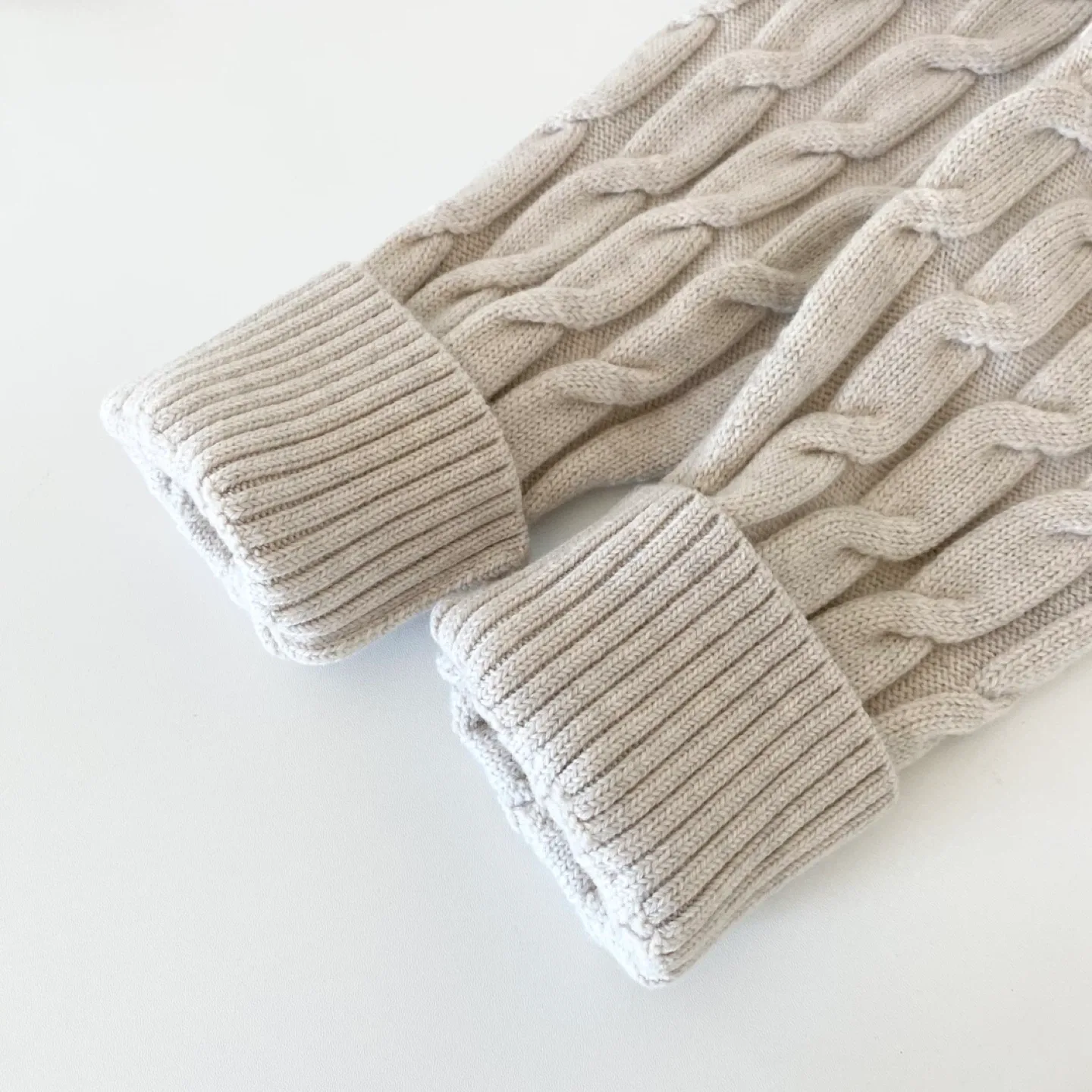 Aritzia Babaton Glory Merino Wool Sweater image indicator(3)