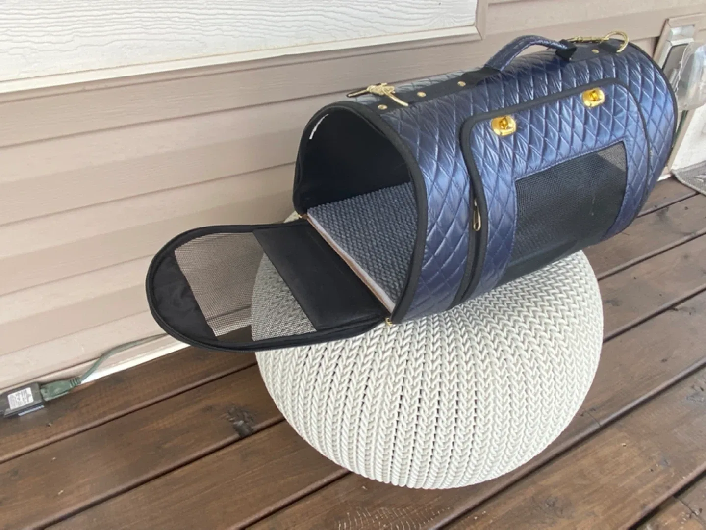 Blue Quilted Pet Carrier image indicator(3)