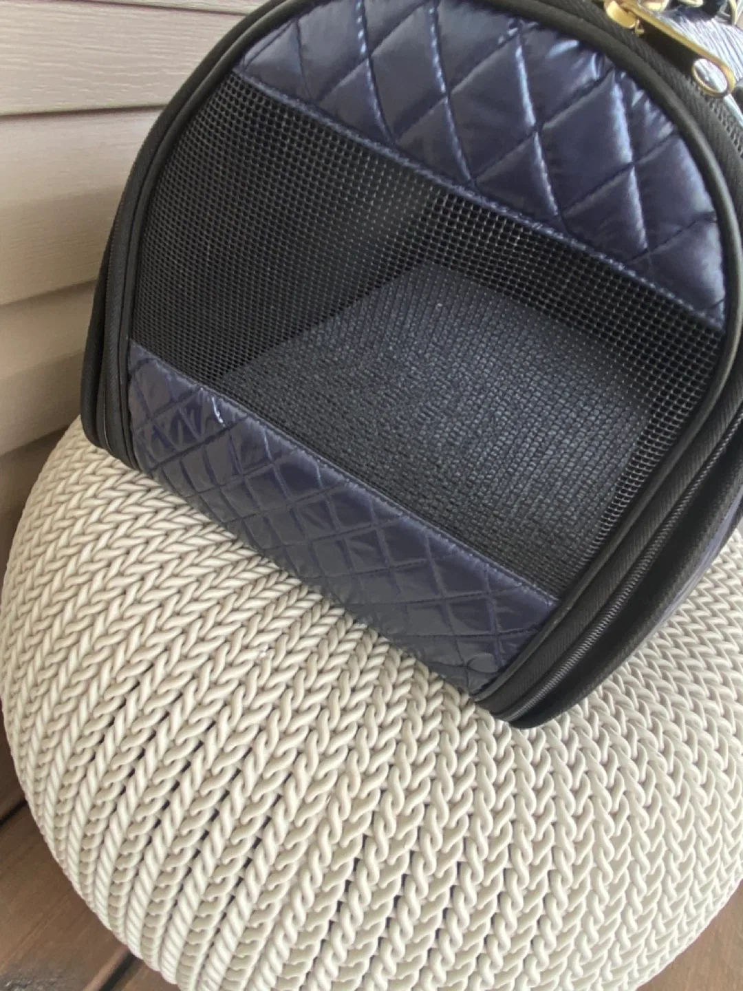 Blue Quilted Pet Carrier image indicator(7)