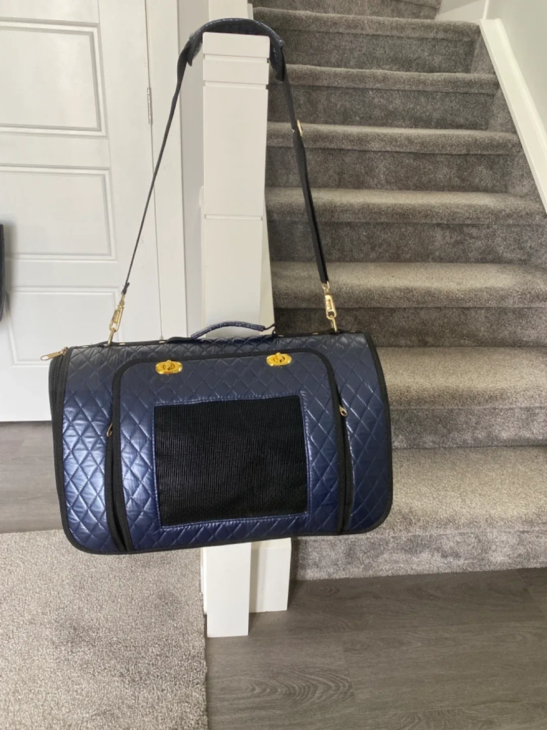 Blue Quilted Pet Carrier image indicator(8)