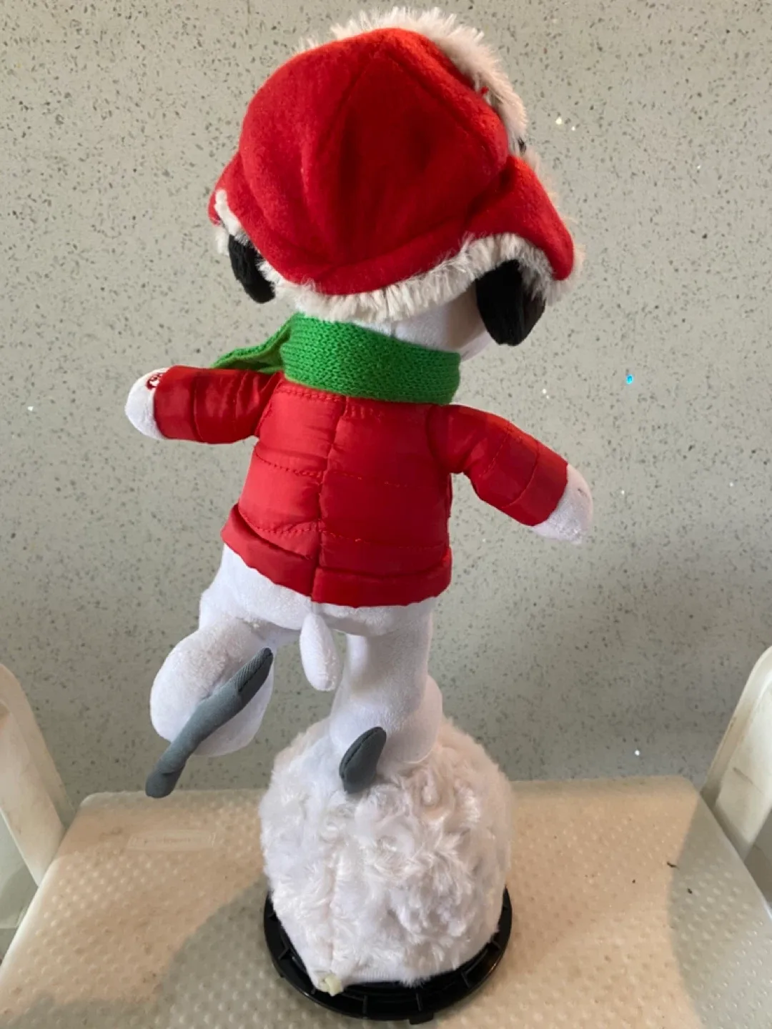 VINTAGE - Snoopy Animated Ice Skater Plush image indicator(2)