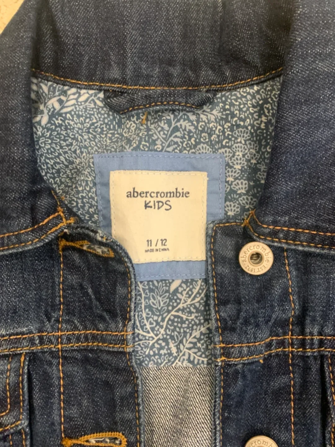 Abercrombie Kids Denim Jacket - Size 11/12 image indicator(2)