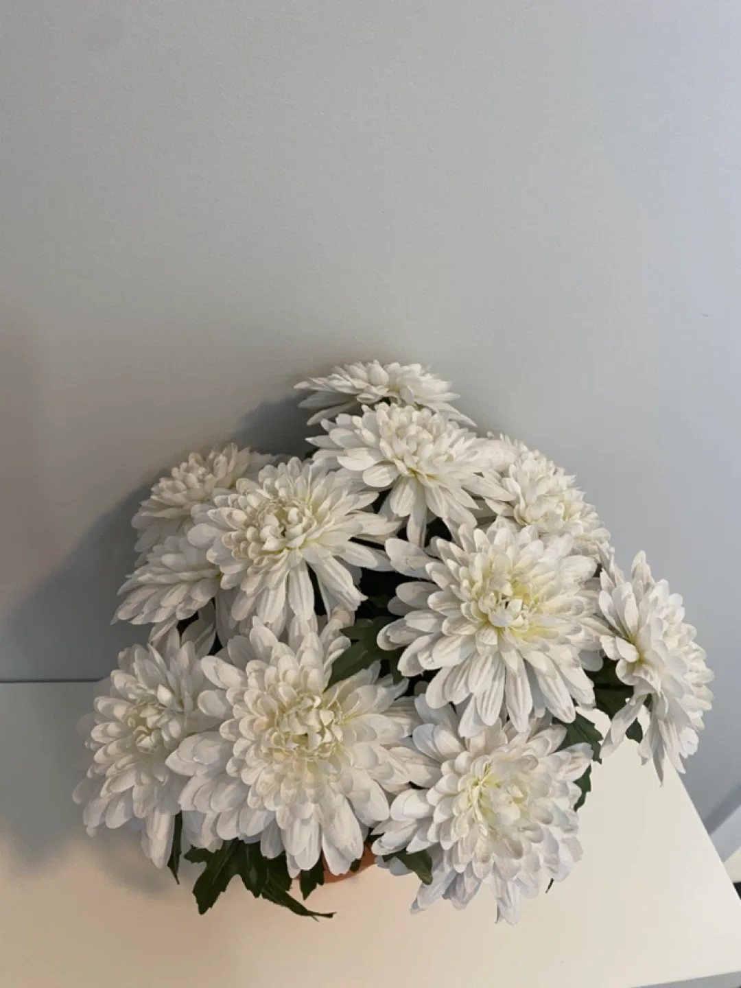 Artificial White Chrysanthemum Floral Arrangement image indicator(2)