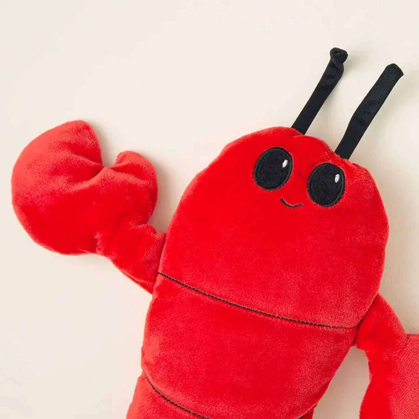 Menstruation Crustacean Warming Lobster Plush image indicator(2)
